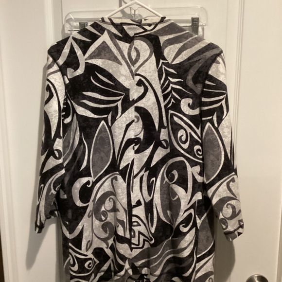 Women’s ADDITIONS by Chico’s Zip-Up Jacket - Size 2 - Picture 3 of 3